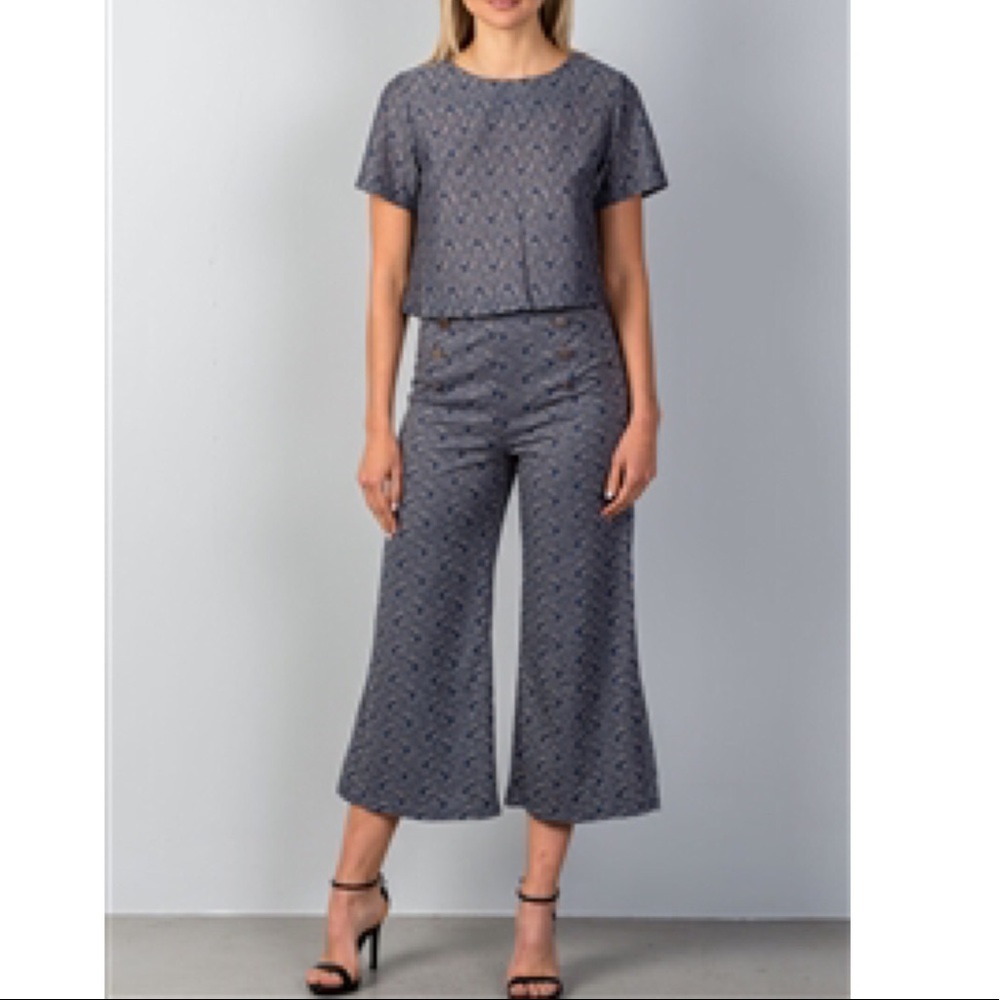 SALES❗️TOP & HIGH WAIST FRONT BUTTON CROP PANTS - Picture 3 of 5